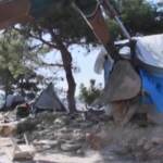 Grecia, le autorità smantellano il campo profughi di Samos ormai disabitato
