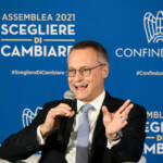 Bonomi spinge riforma ammortizzatori: “Dopo stop blocco nessuna corsa a licenziamenti”