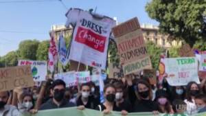 Milano, Fridays for Future: “Subito giustizia climatica”