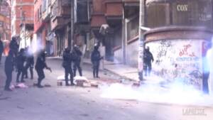 Bolivia, scontri tra la polizia e i coltivatori di coca