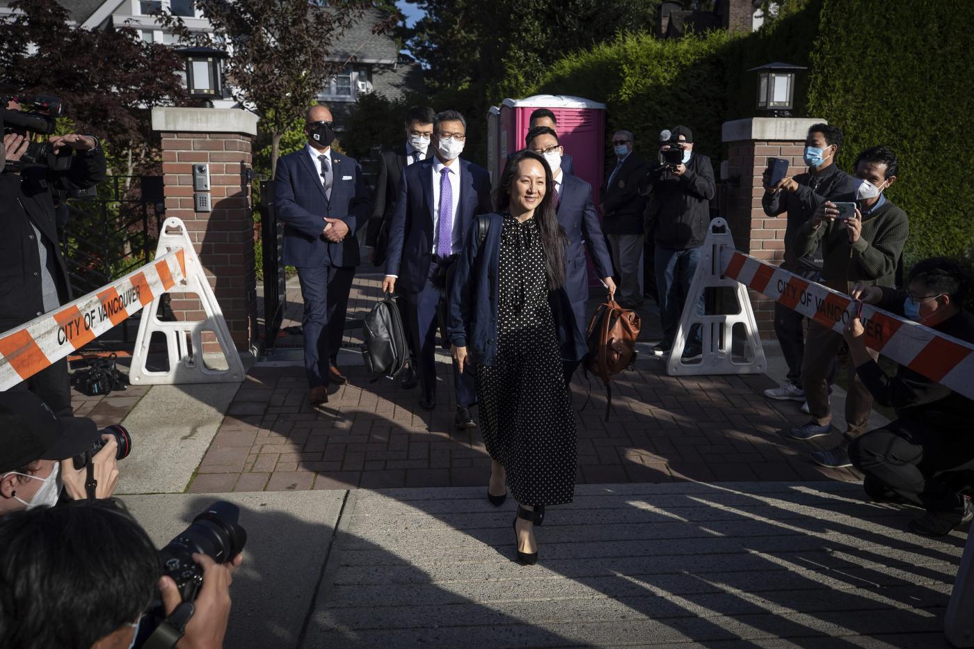 Huawei, Wanzhou verso la Cina. Il portavoce Esteri: “Bentornata a casa”