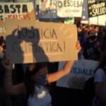 Argentina, ambientalisti protestano a Buenos Aires