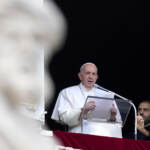 Papa: “La situazione in Ucraina sia risolta con il dialogo e non con le armi”