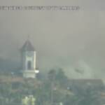 Canarie, la lava travolge una chiesa: crolla il campanile