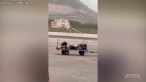 Alghero: vento ribalta un ultraleggero
