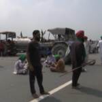 India: protesta dei contadini contro il governo, bloccate strade e autostrade
