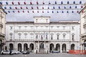 Smontaggio Luci Artista Piazza Palazzo di Città