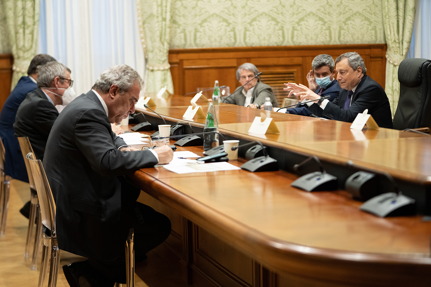 Intesa Draghi-sindacati, sanzioni e banca dati per sicurezza sul lavoro