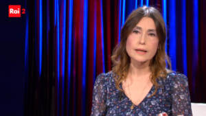 Rai2, Claudia Koll a 'Ti sento': Mi danno fastidio le vecchie foto con Tinto Brass