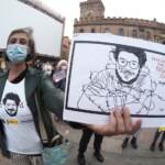 Egitto, Amnesty: Zaki portato ammanettato nella gabbia degli imputati