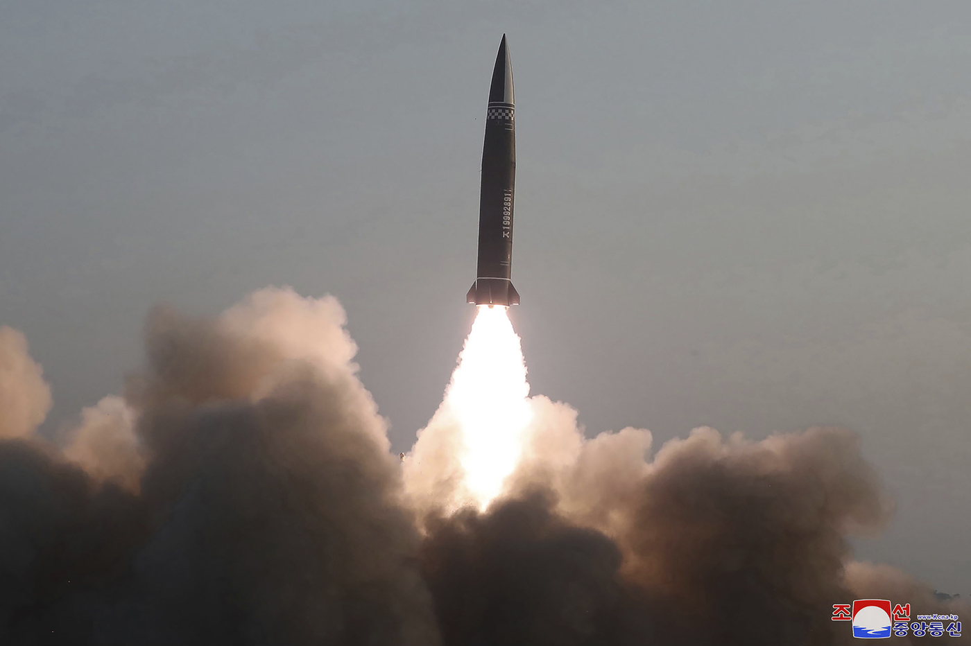 La Corea del Nord lancia un nuovo missile La Corea del Nord lancia un nuovo missile
