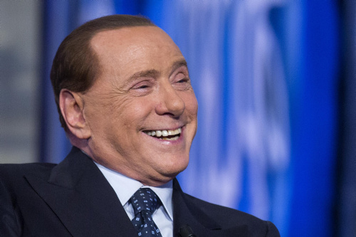 Silvio Berlusconi compie 85 anni, dalla politica al calcio le immagini del Cavaliere | FOTOGALLERY