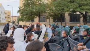 Clima: tensioni a Milano tra gli attivisti di Rise UP 4 Climate Justice e le forze dell’ordine