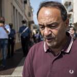 Migranti, Mimmo Lucano condannato a 13 anni e due mesi: “Per me tutto è finito”