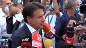 Conte: “Basta tirare Draghi per la giacchetta per convenienze di bottega”