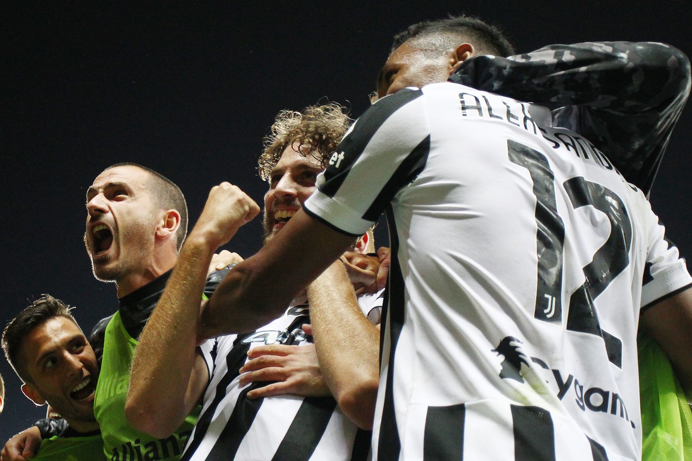 Locatelli mata il Toro nel finale, per la Juve terza vittoria di fila