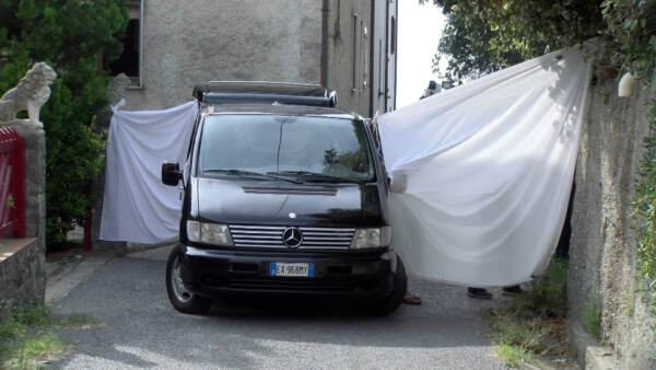 Cosenza: morte 4 persone per esalazioni tossiche da una vasca con mosto