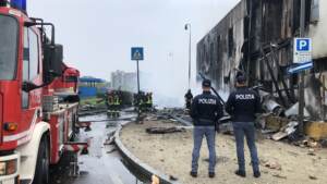 Schianto a San Donato Milanese: anche due italiani tra le otto vittime