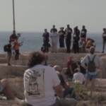 Migranti: a Lampedusa sbarchi senza sosta, mentre si ricorda strage del 2013