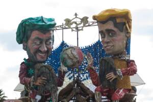 Carnevale di Viareggio, Miss Italia illumina la seconda sfilata