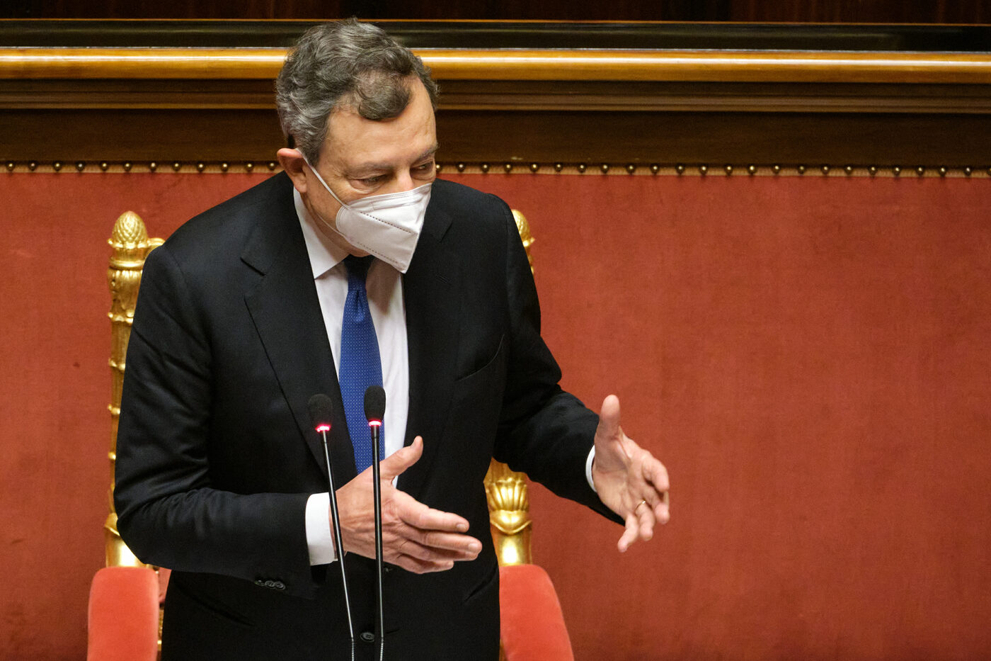 Vaccini, Draghi: “Una minoranza dei concittadini li rifiuta nonostante l’evidenza scientifica”