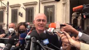 M5S, D’Incà: “Chiesto allentamento su capienza, 35% per discoteche e 100% per teatri”