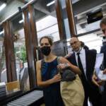 Caso Eitan, giudici: “Troppa conflittualità in famiglia, il tutore sarà un professionista terzo, non la zia”