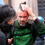 Roma, scontri durante la manifestazione dei No Green Pass