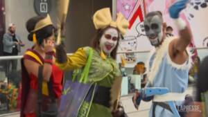 Comic Con torna in presenza, cosplay e super eroi invadono New York