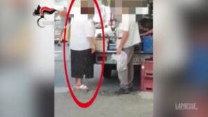 Catanzaro, si finge cieca da 20 anni per indennità: sequestrati 200mila euro