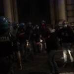 Roma, No Green Pass: manifestante insanguinata dopo scontri con gli agenti