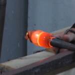 Murano, il costo del metano mette in crisi i lavoratori del vetro: “Rischio chiusura per un settore millenario”