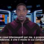 ‘The Morning Show’, l’attore che interpreta Daniel: “Sui media mainstream ti senti poco rappresentato”