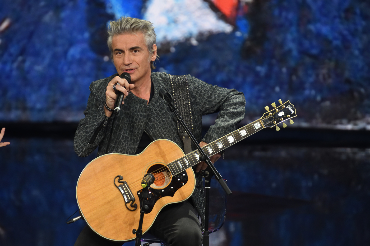 Ligabue annuncia tour: via il 9 ottobre dall’Arena di Verona