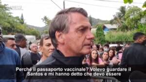 Bolsonaro respinto allo stadio del Santos perché privo di passaporto vaccinale