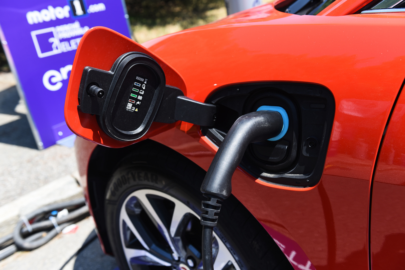 Ecobonus, torna l’incentivo per auto green