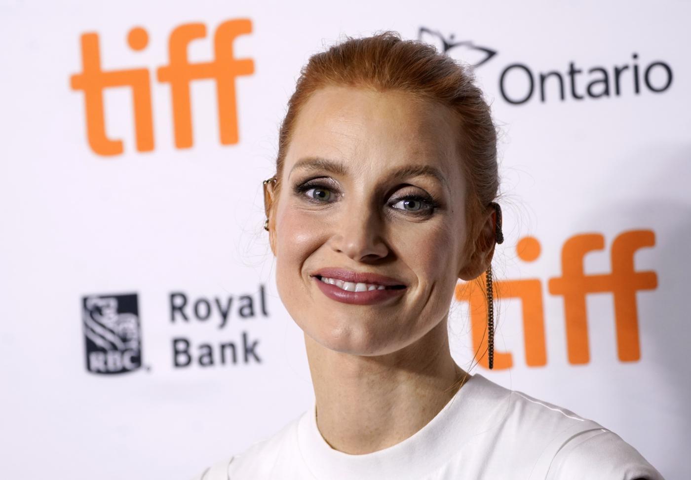 Jessica Chastain in volo verso Roma per presentare “Gli occhi di Tammy Faye” Jessica Chastain in volo verso Roma per presentare “Gli occhi di Tammy Faye”