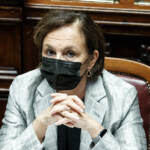 Green pass, Lamorgese: “No arresti per evitare rischi”. Meloni: “È strategia tensione”