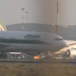 Addio ad Alitalia, oggi l’ultimo volo