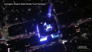 New York, l’Empire State Building si illumina per i Coldplay