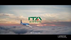 Ita Airways, lo spot emotional: c’è sempre un nuovo inizio