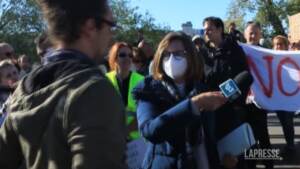 Green Pass, a Trieste insulti ai giornalisti del Tg3 regionale