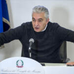 Covid, inchiesta mascherine: l’ex commissario straordinario Arcuri indagato per peculato e abuso d’ufficio