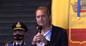 Napoli, il saluto di De Magistris: “Buona fortuna a Manfredi e alla città”