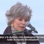 Ambiente, l’appello di Jane Fonda: “Basta trivellazioni”