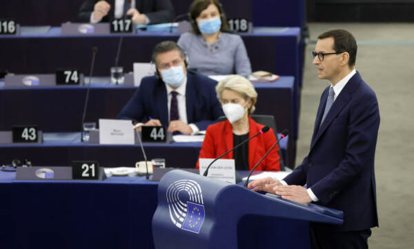 Scontro tra Polonia e istituzioni UE durante la sessione plenaria al Parlamento a Strasburgo