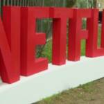 Netflix, guadagni in crescita grazie ai titoli del momento come ‘Squid Game’