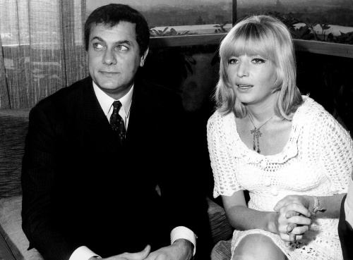 Galleria foto 'Monica Vitti, icona del set da Antonioni a Monicelli – La vita, la carriera e le immagini più belle' - foto 3