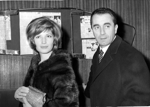 Galleria foto 'Monica Vitti, icona del set da Antonioni a Monicelli – La vita, la carriera e le immagini più belle' - foto 8