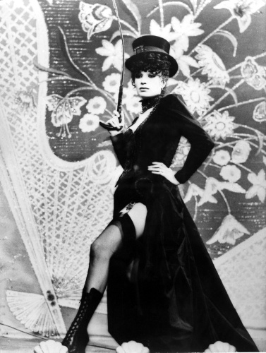 Galleria foto 'Monica Vitti, icona del set da Antonioni a Monicelli – La vita, la carriera e le immagini più belle' - foto 9